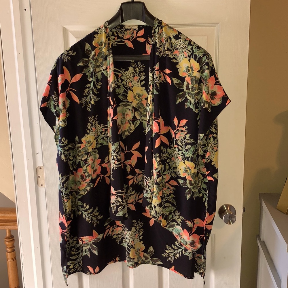 Hawaiian print kimono